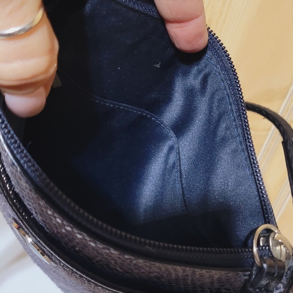 💙RARE💙 Authentic Snakeprint Messenger Crossbody Shoulder Bag - Picture 7 of 15